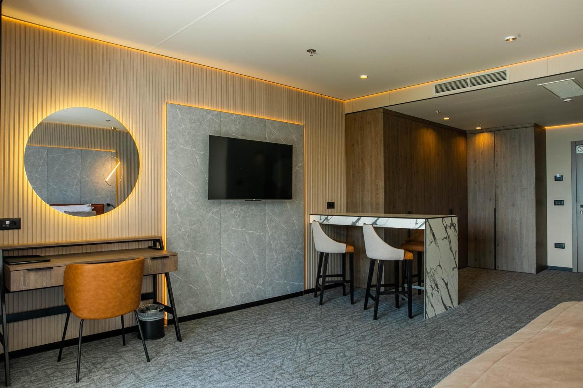 Hotel Medistone Omiš Kültér fotó
